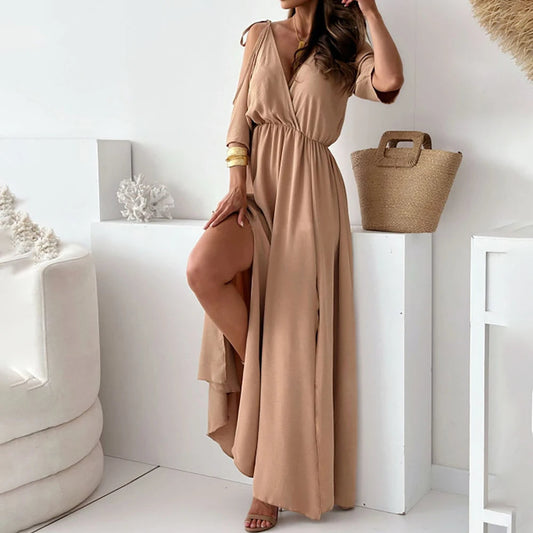 Sienna | Elegant dress with a side slit