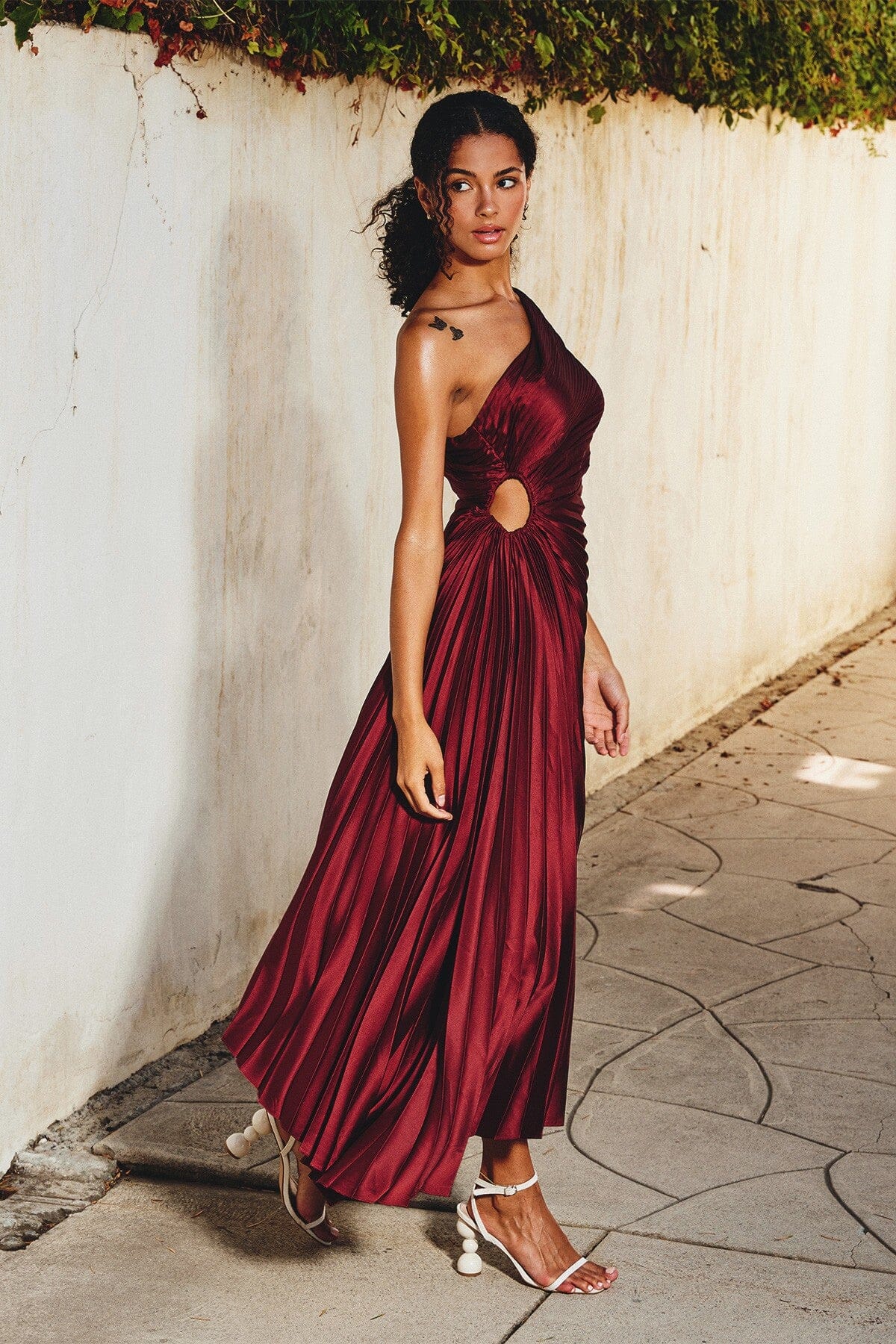 Your Wardrobe, Curated